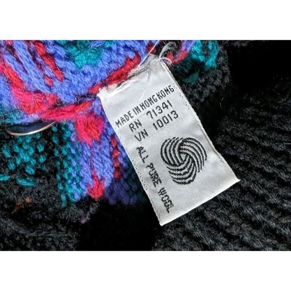 Vintage LL Bean Womens Medium 100% Pure Wool Geometric Aztec Cardigan Sweater - Picture 10 of 10